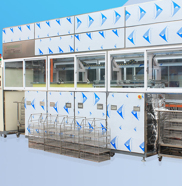 伴隨著清洗領(lǐng)域的飛速發(fā)展，愈來愈多的公司進(jìn)行應(yīng)用超聲波清洗設(shè)備，但鑒于對(duì)清洗方式的認(rèn)識(shí)不夠，造成清洗實(shí)際效果不理想化，一般工業(yè)超聲波清洗設(shè)備具備高清洗洗物品的功效，有一些繁雜零件，不容易清洗燃料油、重銅和金屬鋁、光學(xué)鏡片等不一樣產(chǎn)品工件，必